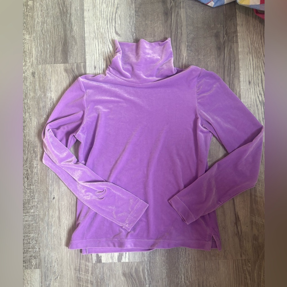 Vintage SNO SKINS Lavender pastel Velvet Turtleneck
